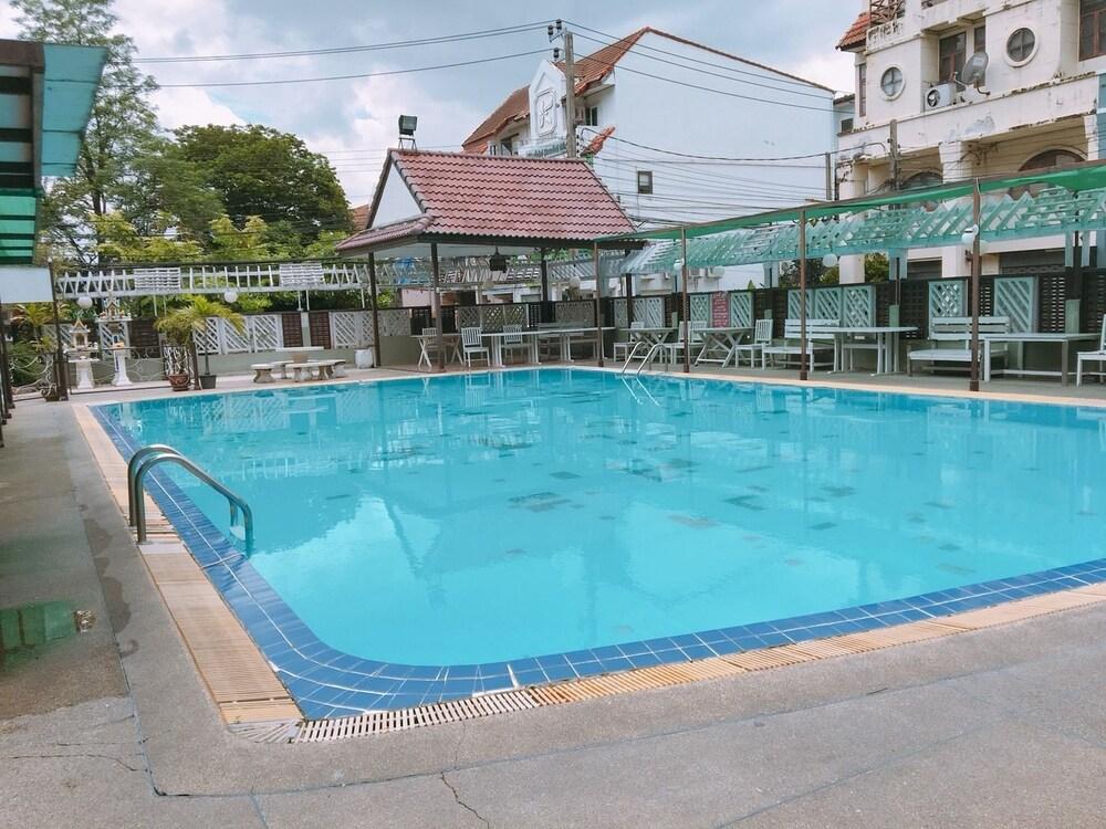 와라티 스파 리조트 빌라 방콕 외부 사진